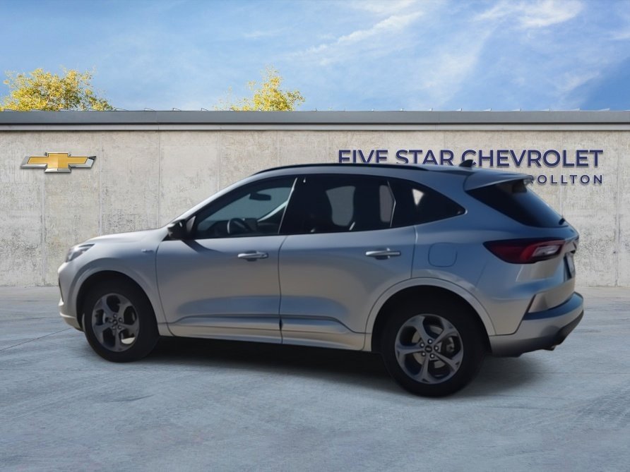 Used 2023 Ford Escape ST-Line image 6