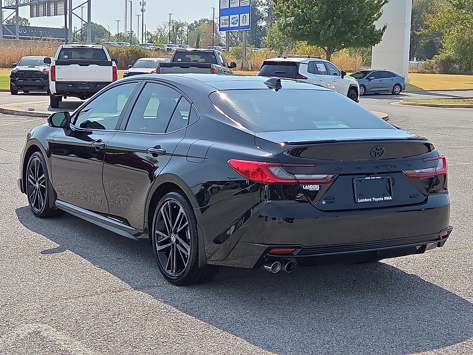 Used 2026 Toyota Camry XSE AWD/4WD image 4