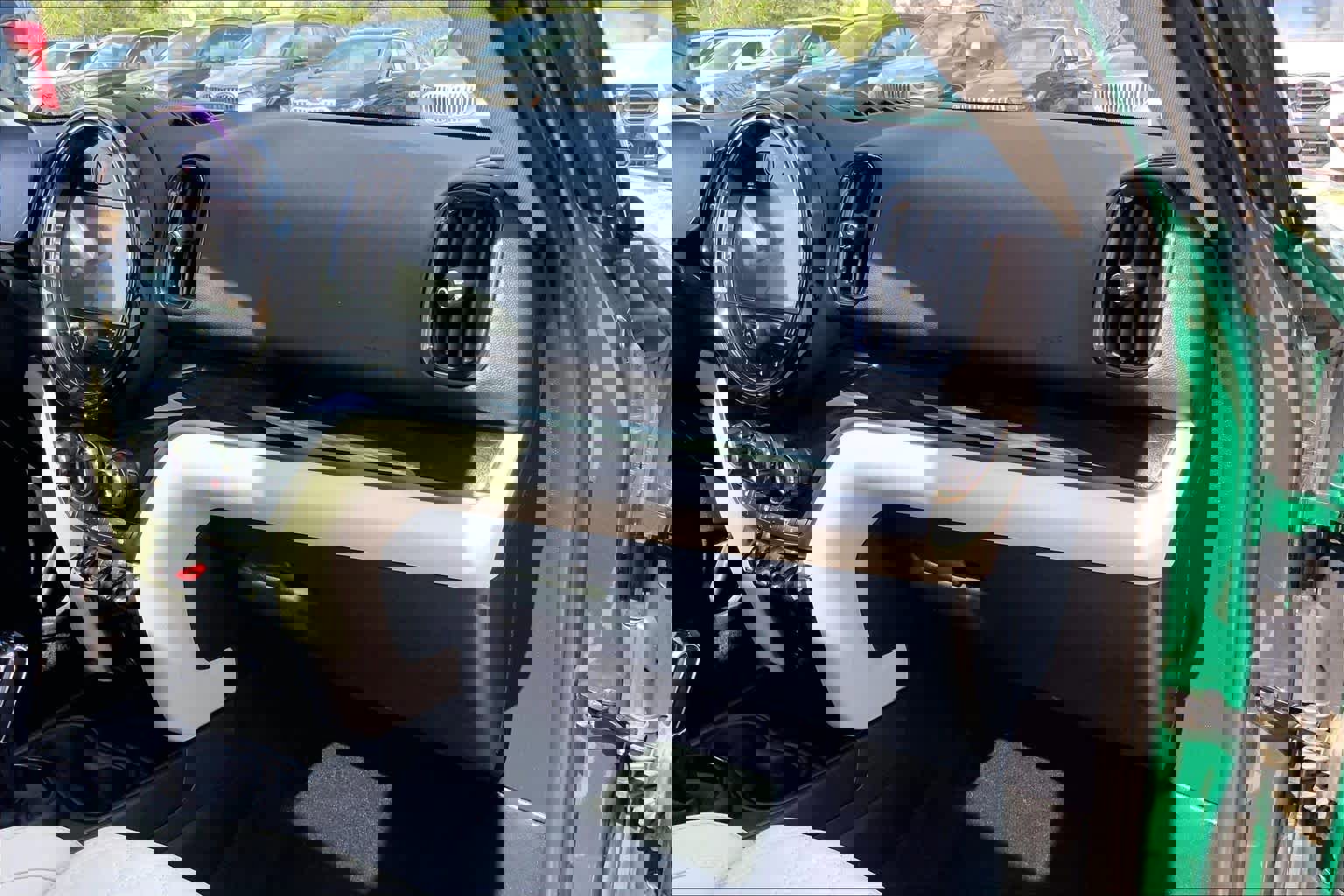 Used 2023 MINI Cooper Countryman S w/ Signature Upholstery Package image 18