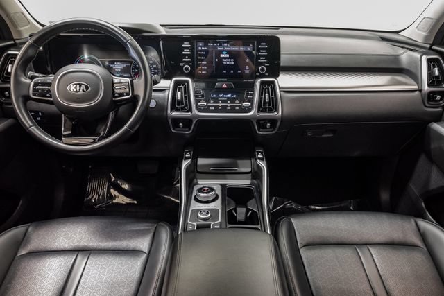 Used 2021 Kia Sorento EX FWD image 28