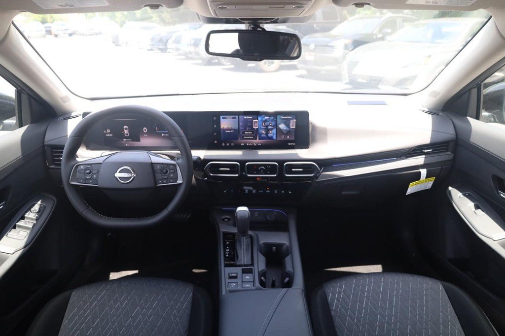 New 2026 Nissan Sentra SV w/ SV Convenience Package FWD image 7