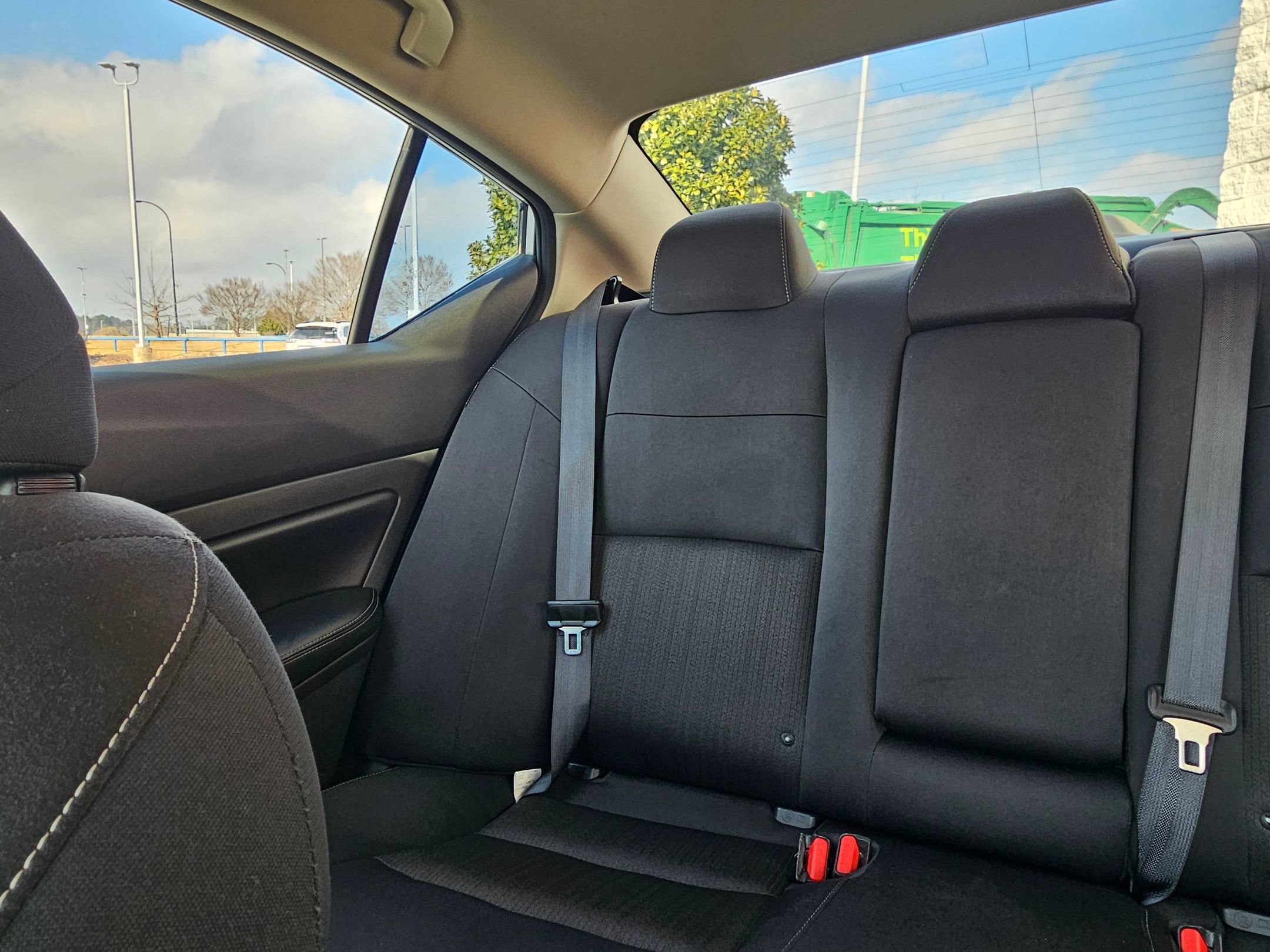 Used 2024 Nissan Altima 2.5 SV image 24