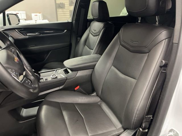 Certified 2025 Cadillac XT5 Premium Luxury image 21