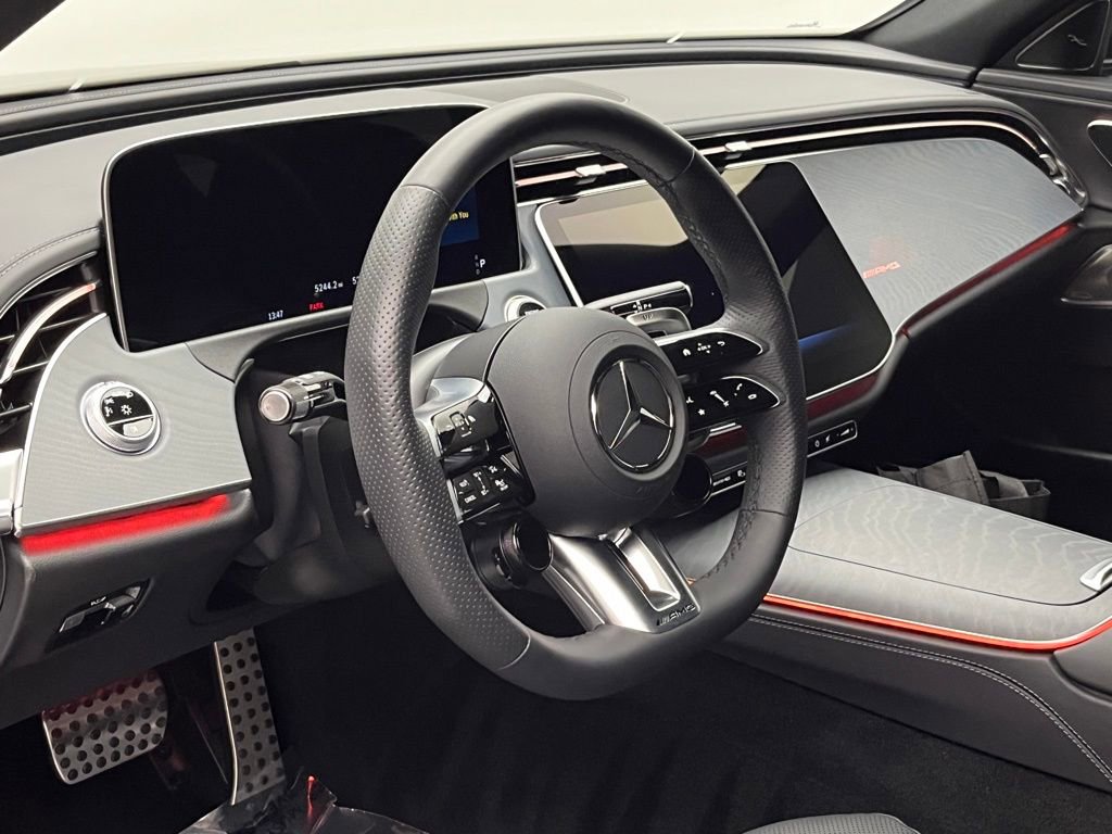Used 2025 Mercedes-Benz E 53 AMG e 4MATIC Sedan image 9