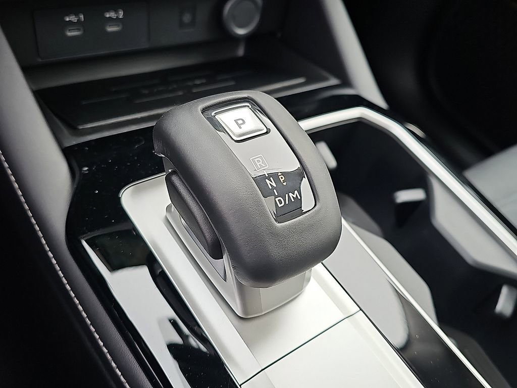New 2026 Mitsubishi Outlander SE AWD/4WD image 11