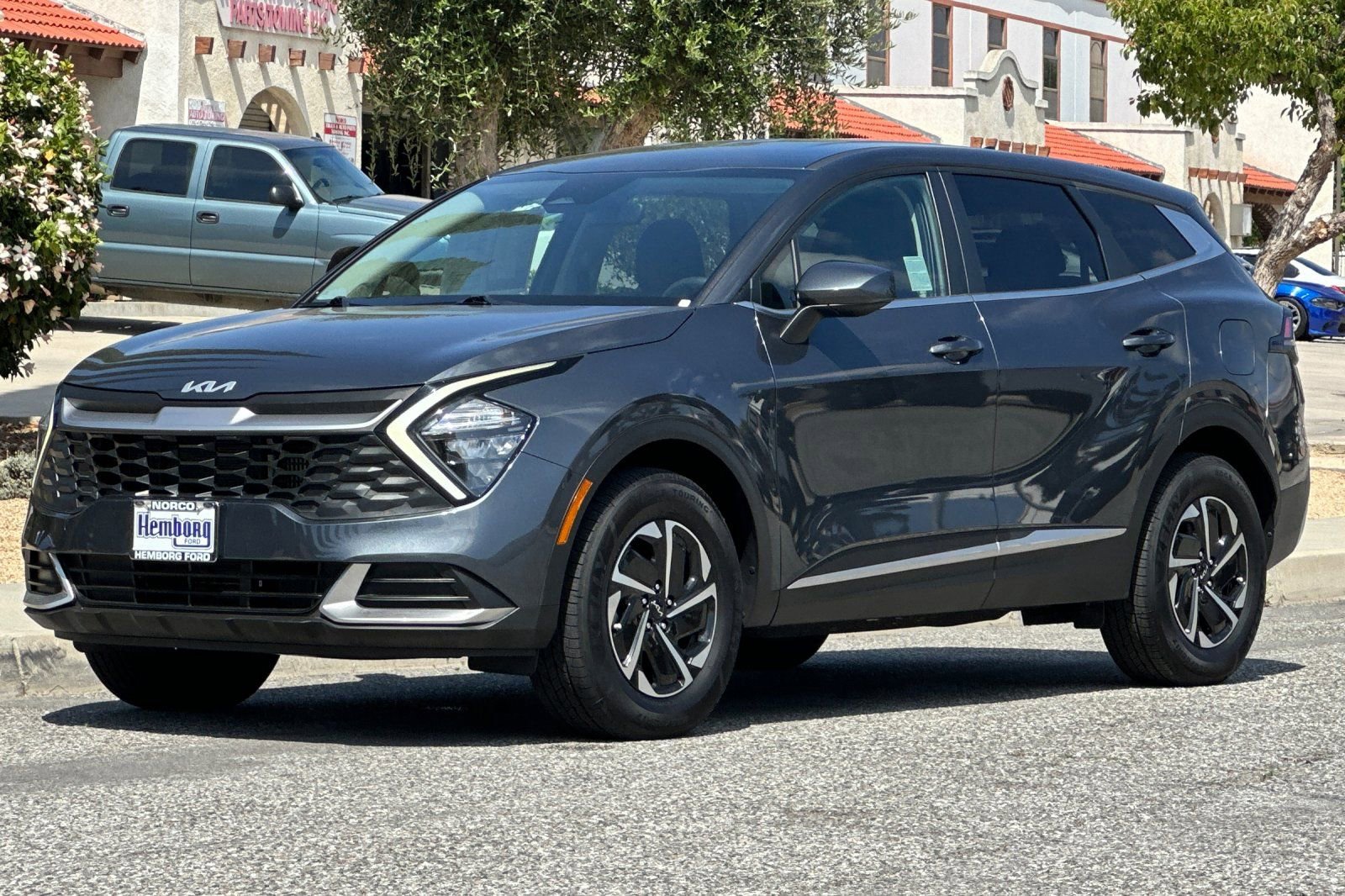 Used 2023 Kia Sportage LX AWD/4WD image 8