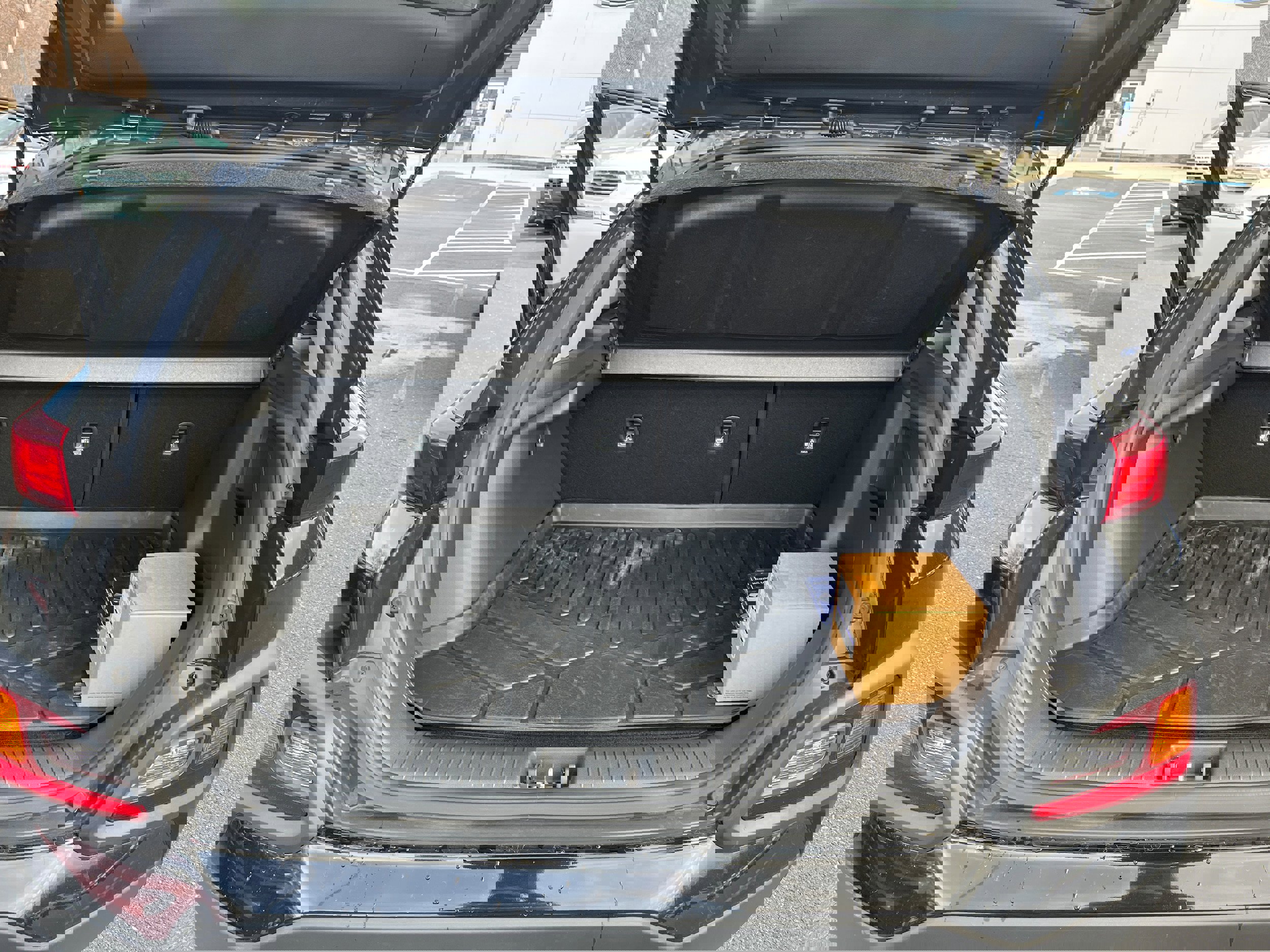 Used 2021 Hyundai Kona SE image 12