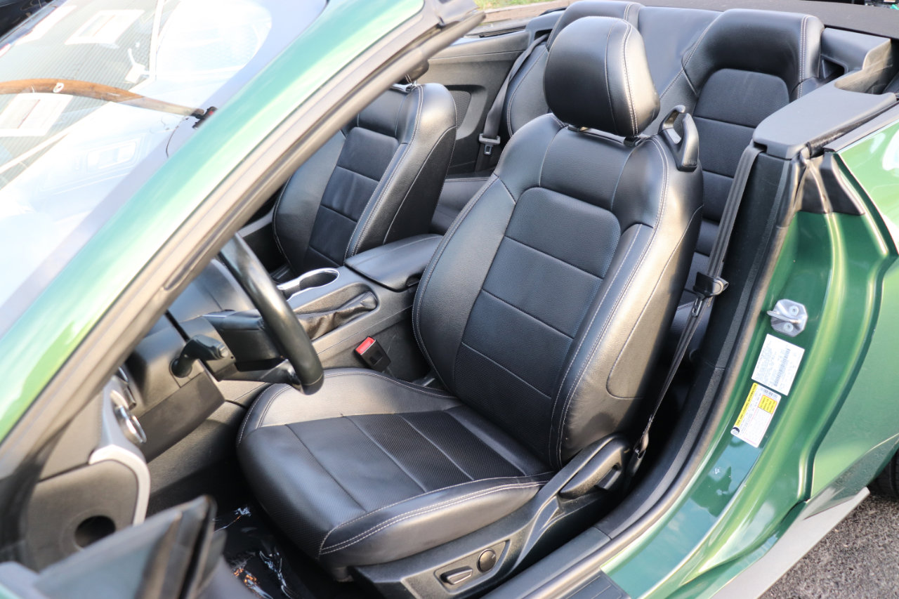 Used 2023 Ford Mustang Premium image 11