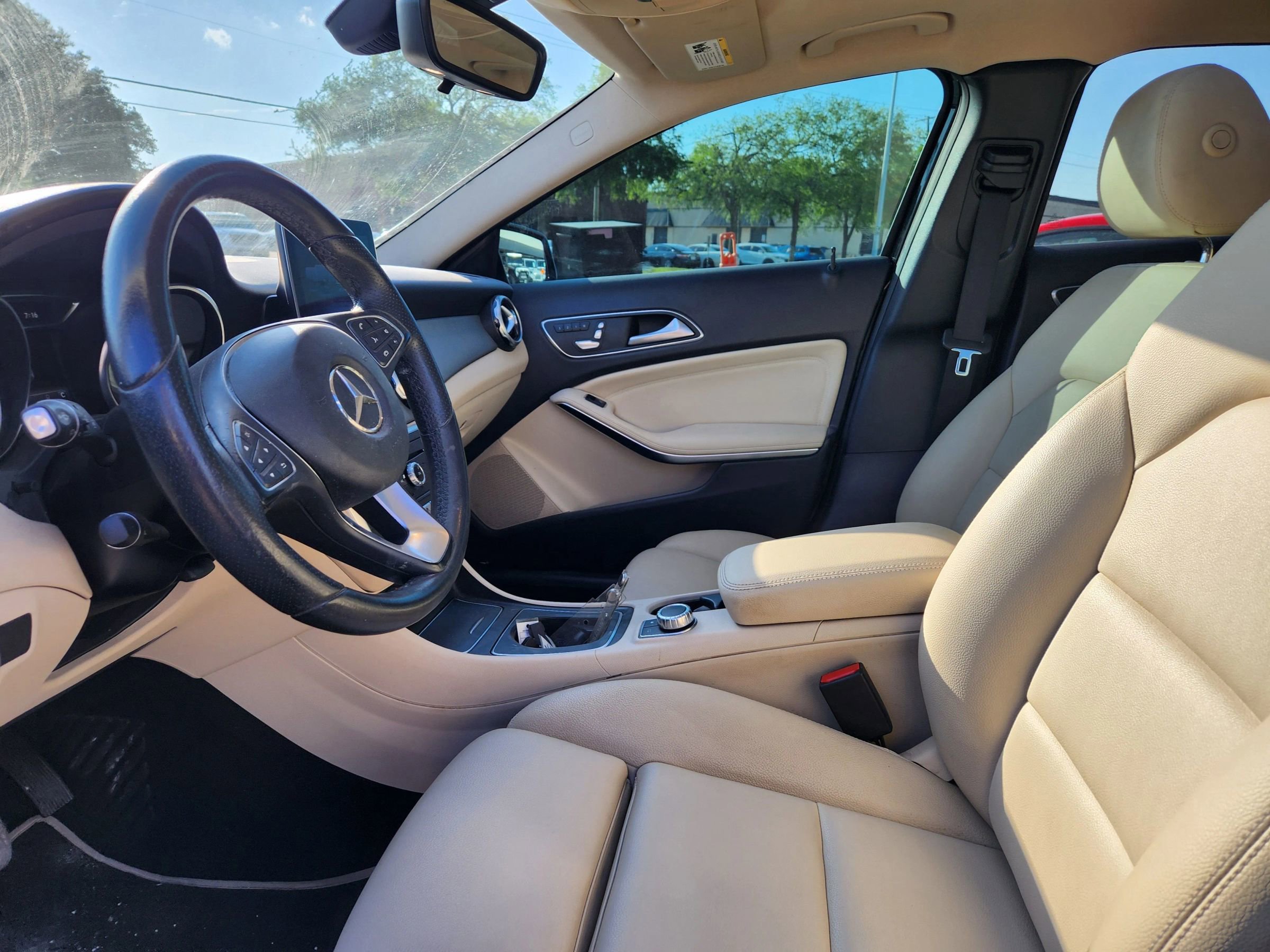 Used 2018 Mercedes-Benz GLA 250 image 10