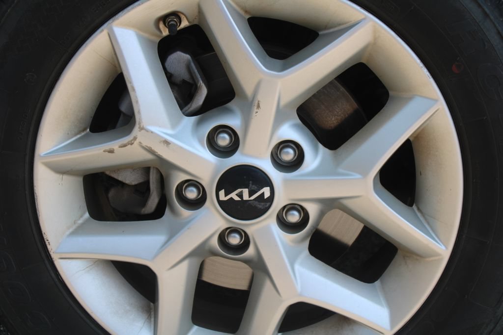 Certified 2024 Kia Soul LX w/ Option Group 015 FWD image 19