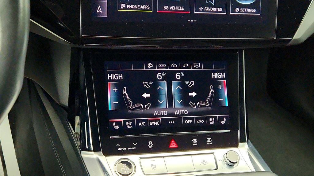 Used 2024 Audi Q8 e-tron Premium Plus image 18