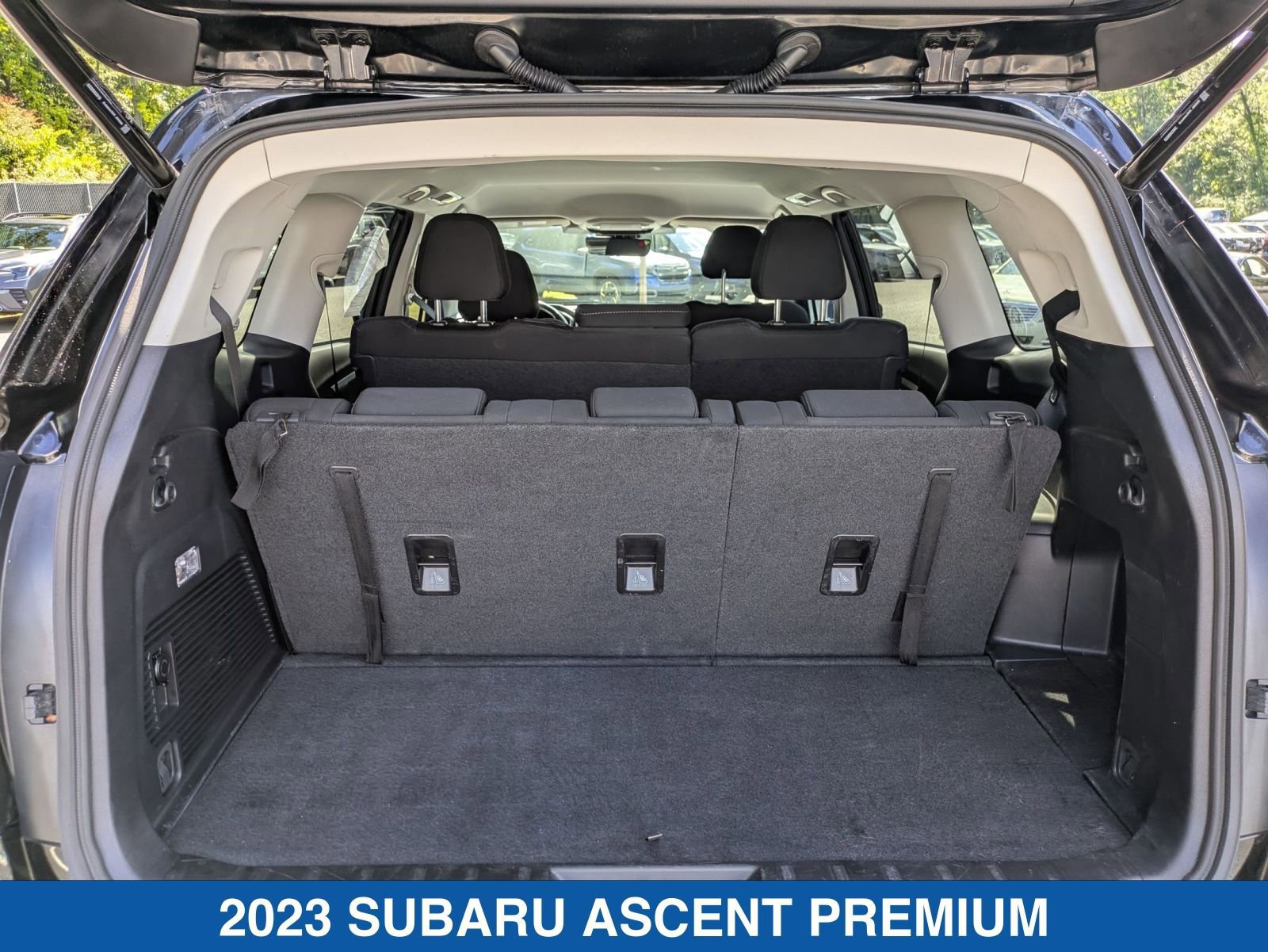 Certified 2023 Subaru Ascent Premium w/ Convenience Package image 32