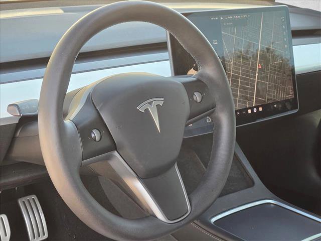 Used 2021 Tesla Model 3 Performance image 9