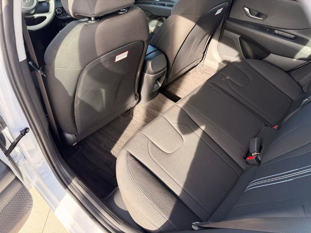 Used 2025 Hyundai Elantra Hybrid image 28