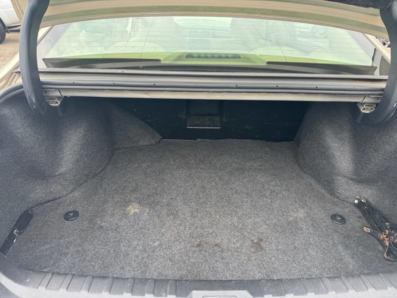 Used 2008 Buick Lucerne CX image 14