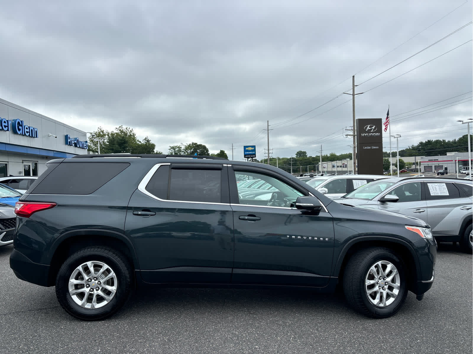 Certified 2019 Chevrolet Traverse LT w/ LPO, Floor Liner Package AWD/4WD image 3