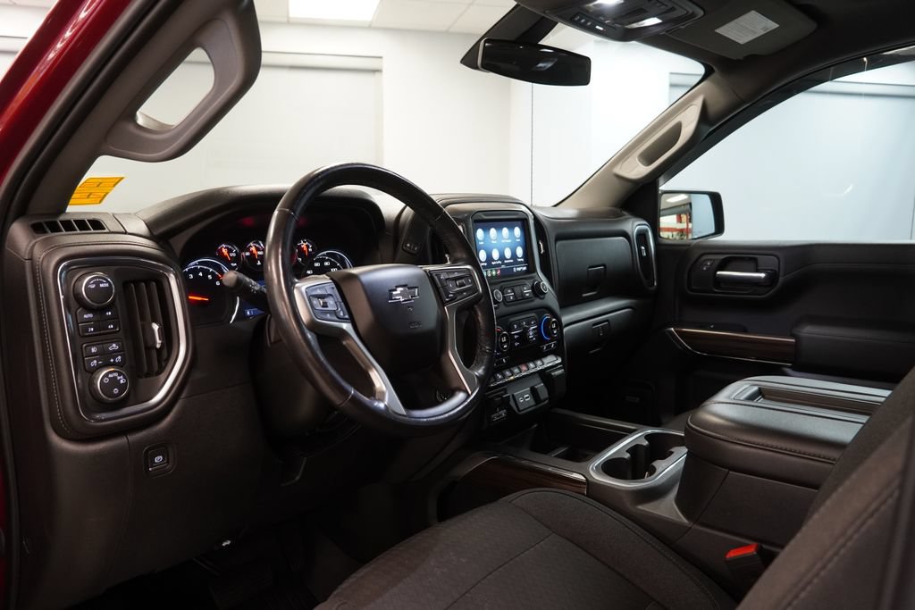 Used 2020 Chevrolet Silverado 1500 LT Trail Boss AWD/4WD image 6