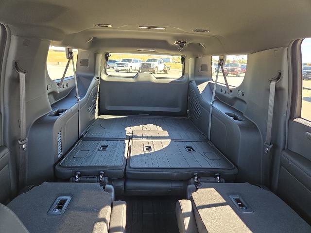 New 2026 Chevrolet Suburban LT image 20