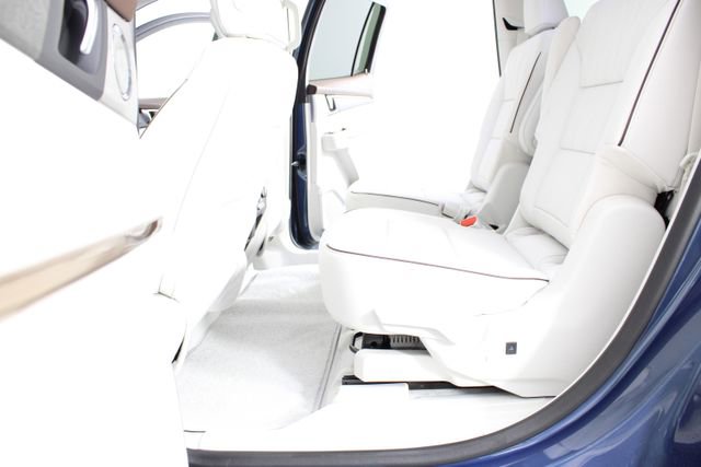 New 2026 Buick Enclave Avenir w/ Super Cruise Package AWD/4WD image 20