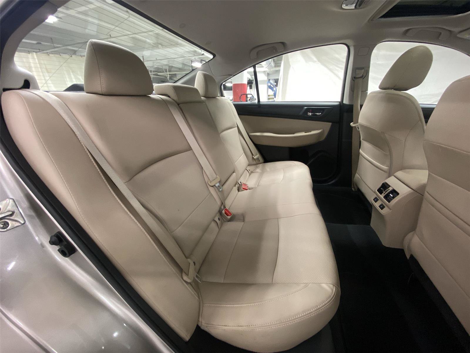 Used 2016 Subaru Legacy 2.5i Limited AWD/4WD image 29