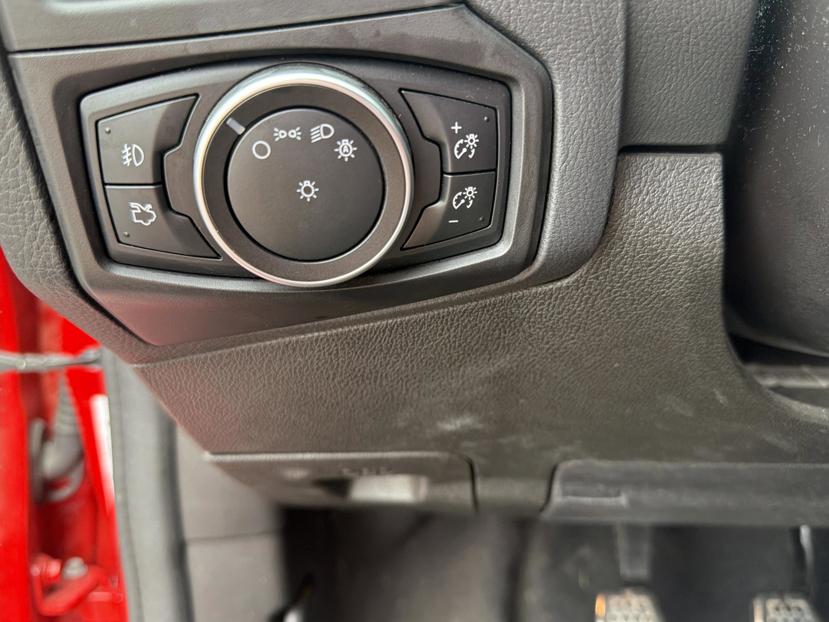 Used 2016 Ford Focus ST FWD image 16