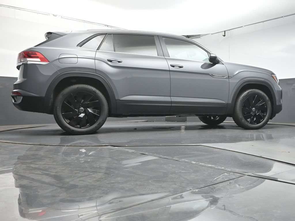New 2026 Volkswagen Atlas Cross Sport SE FWD image 37