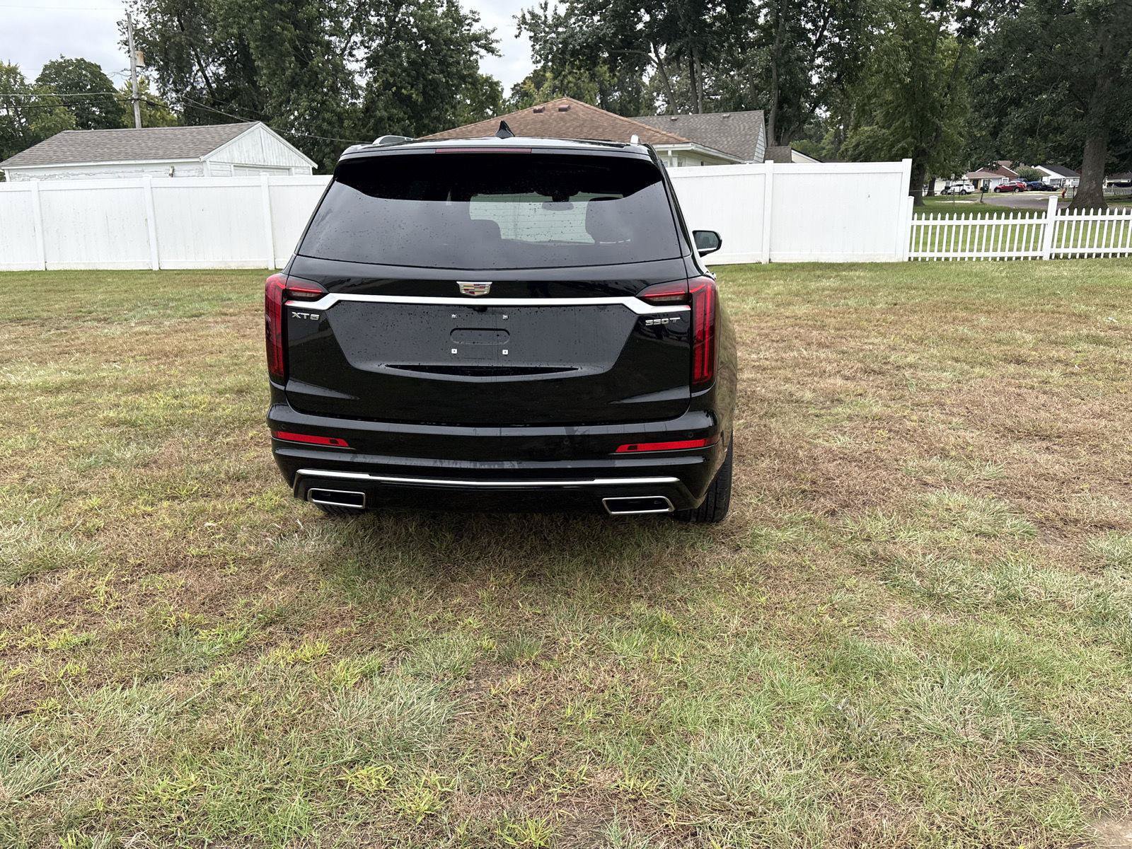Used 2025 Cadillac XT6 Luxury FWD image 6