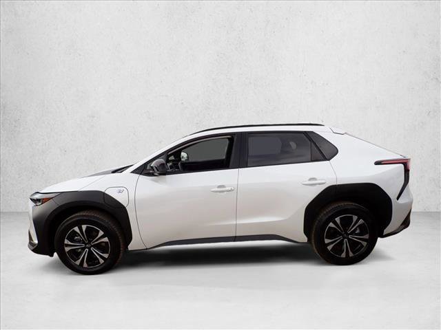 Used 2025 Subaru Solterra Premium w/ Premium Package image 2