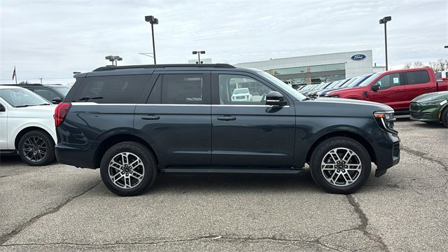 New 2025 Ford Expedition Active image 30
