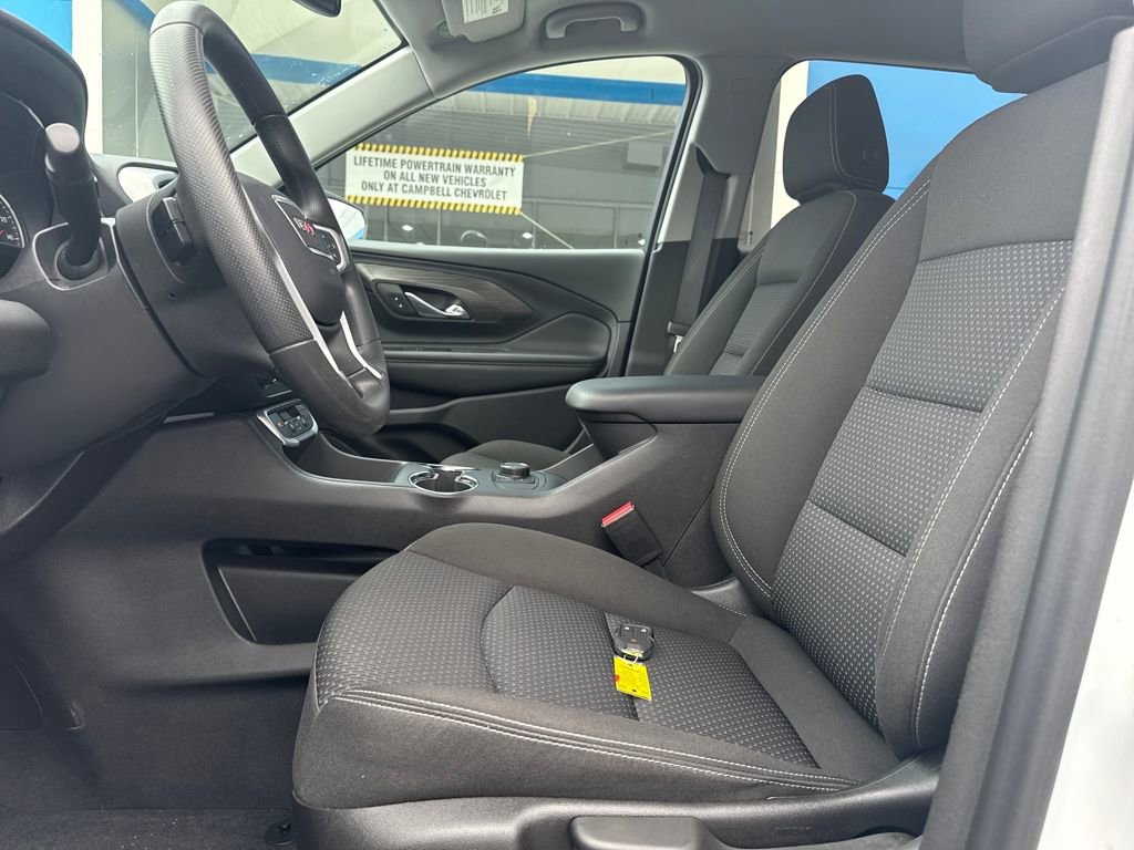 Used 2023 GMC Terrain SLE image 11