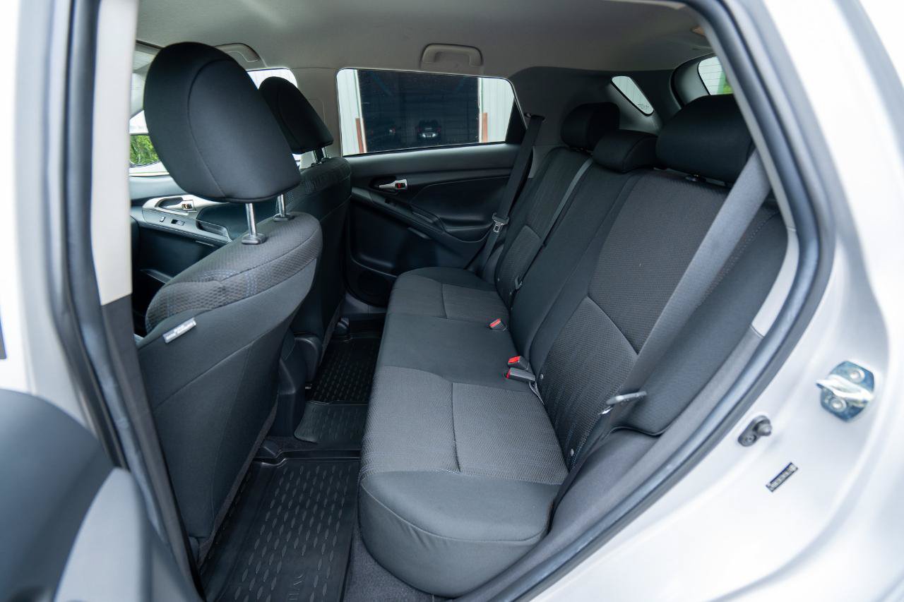 Used 2012 Toyota Matrix L w/ L Sport Pkg FWD image 17