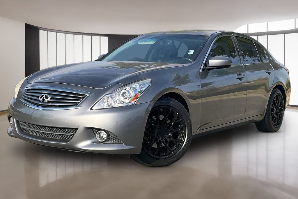 Used 2013 INFINITI G37 x Sedan w/ Premium Pkg