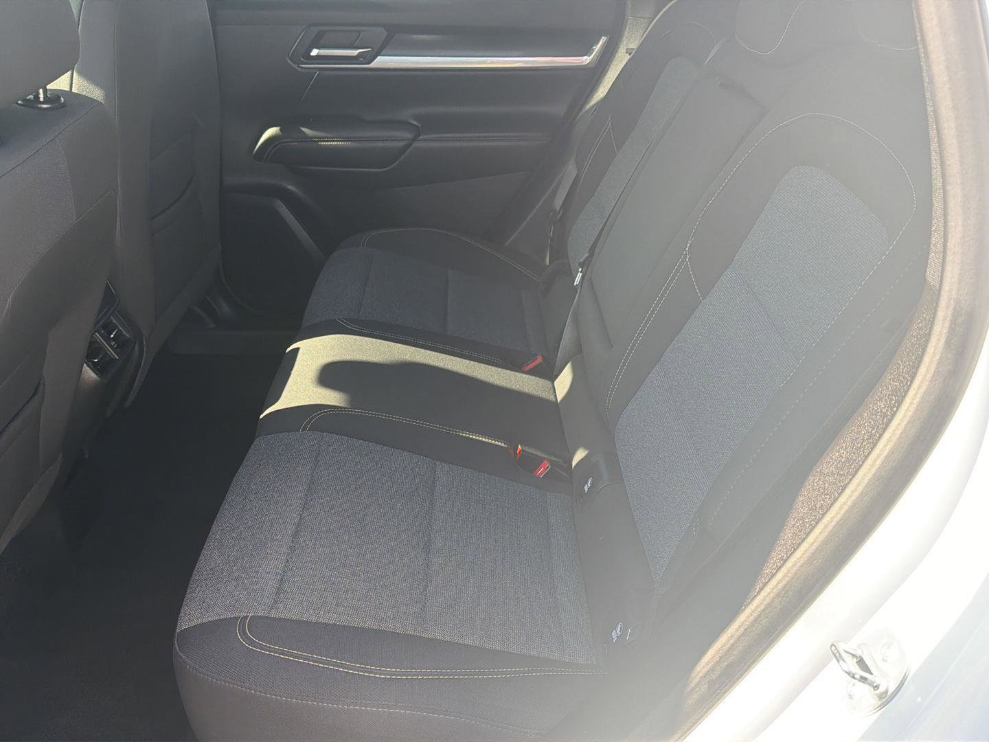 Used 2025 GMC Terrain Elevation AWD/4WD image 30