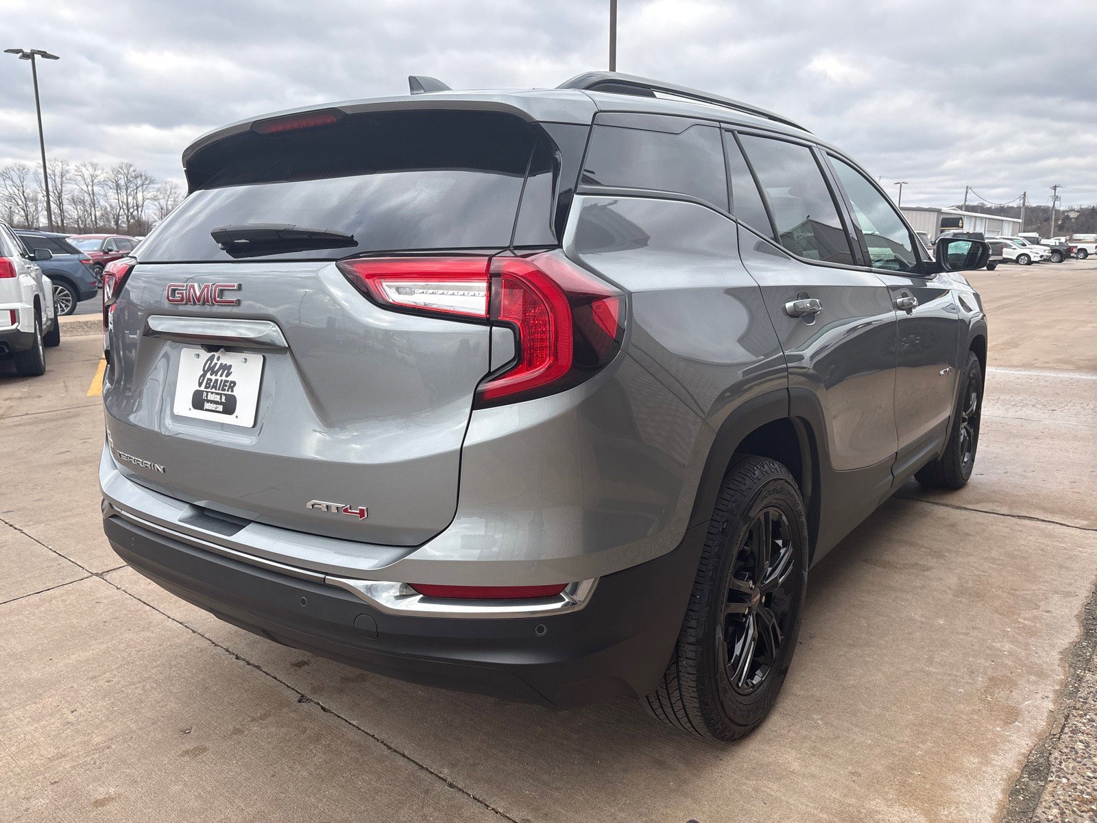 Used 2023 GMC Terrain AT4 w/ Infotainment Package II image 9