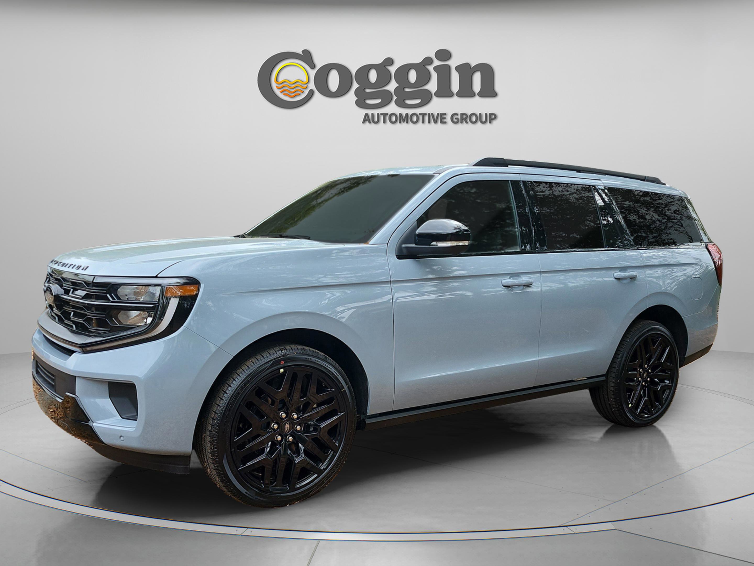 New 2026 Ford Expedition Platinum w/ Stealth Performance Package AWD/4WD image 1