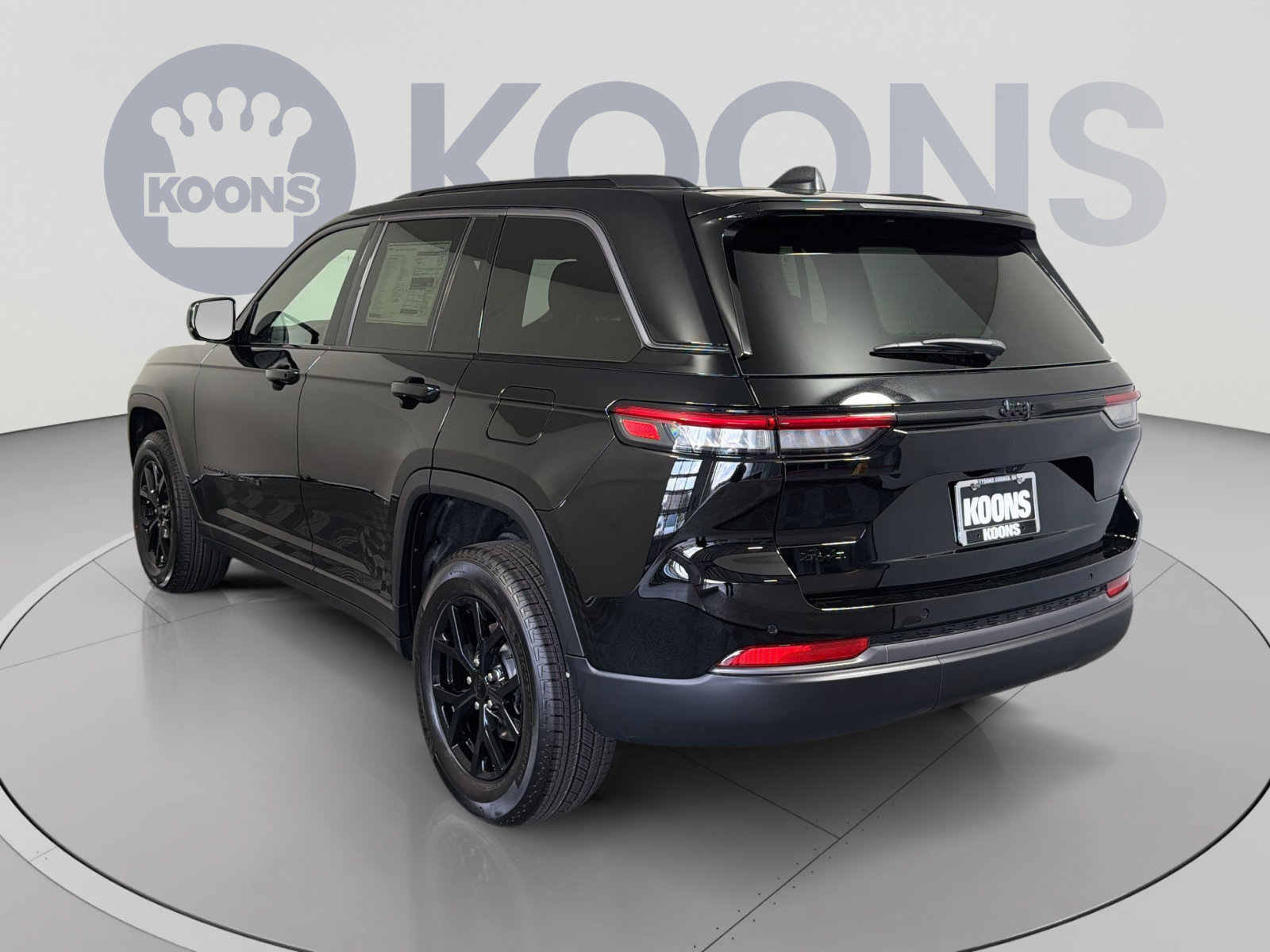 New 2026 Jeep Grand Cherokee Altitude AWD/4WD image 4