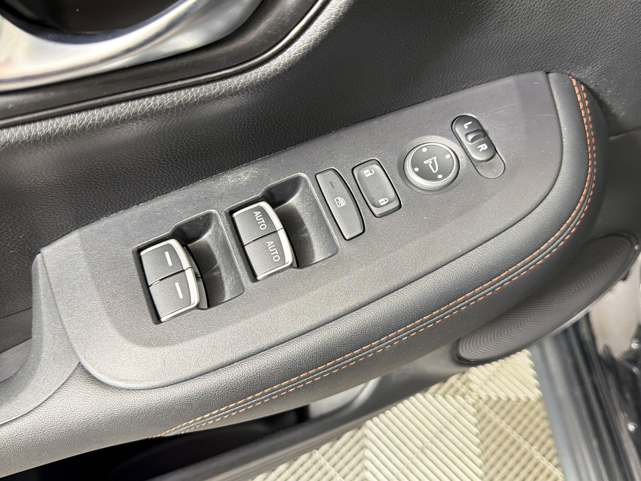 Used 2023 Honda HR-V Sport image 20