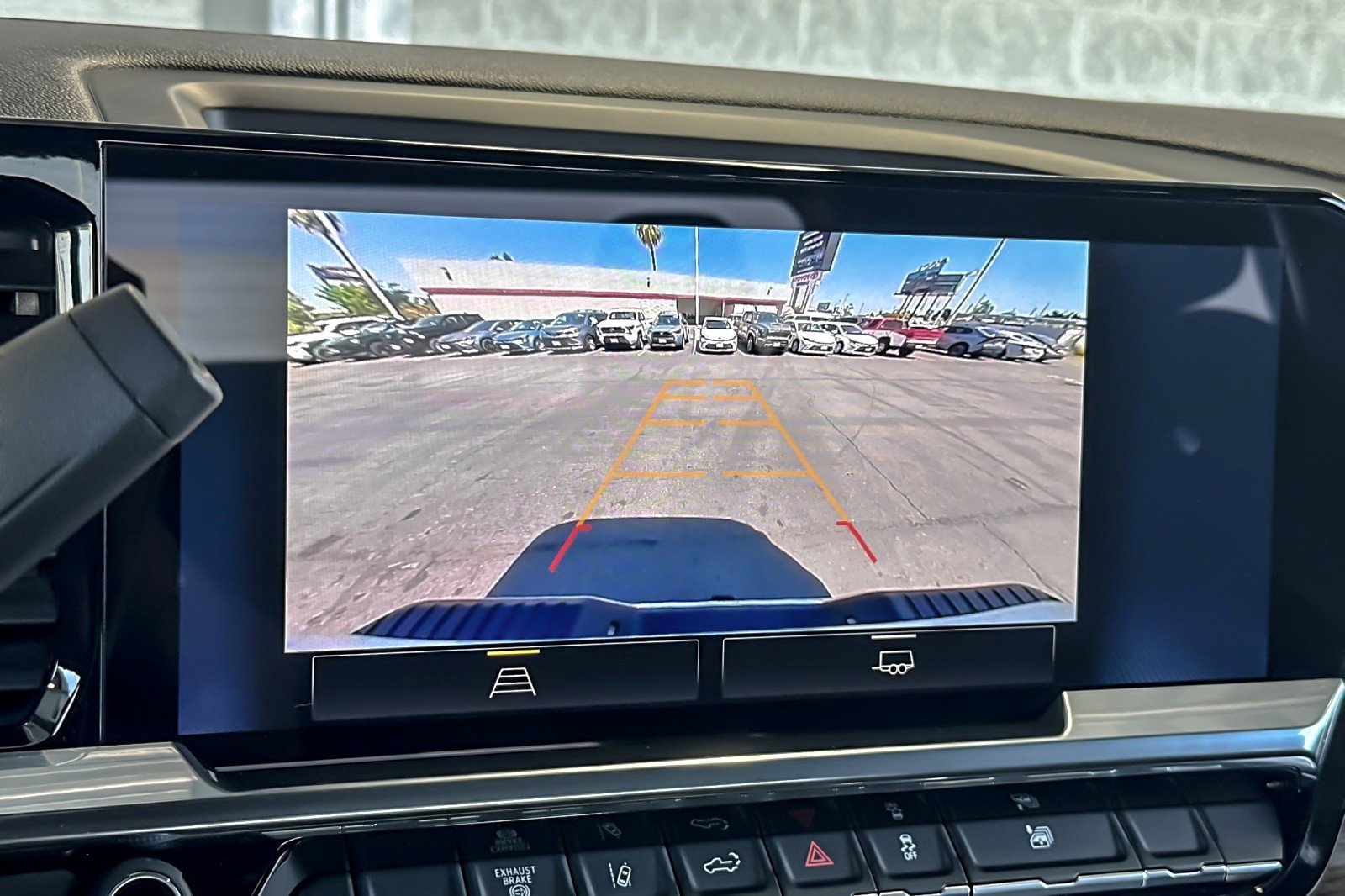 Used 2025 Chevrolet Silverado 2500 LT w/ Convenience Package image 18