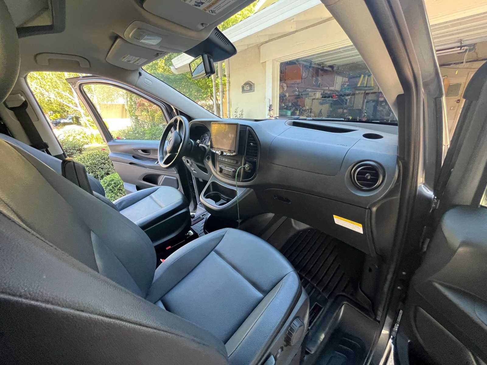 Used 2018 Mercedes-Benz Metris image 17