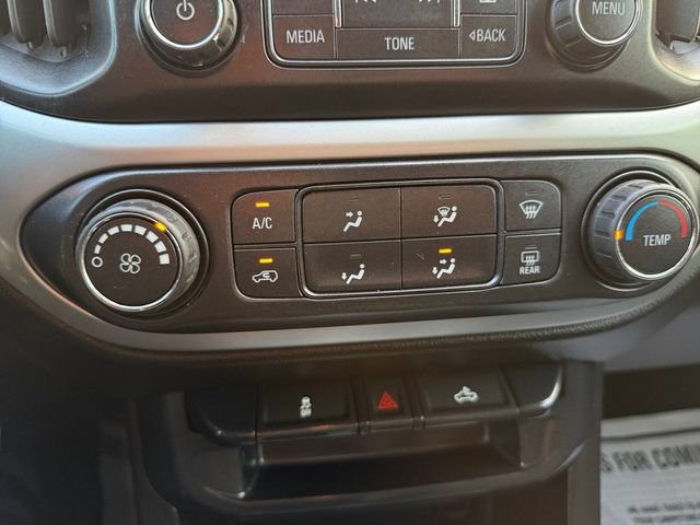 Used 2015 Chevrolet Colorado LT w/ LT Convenience Package RWD image 13