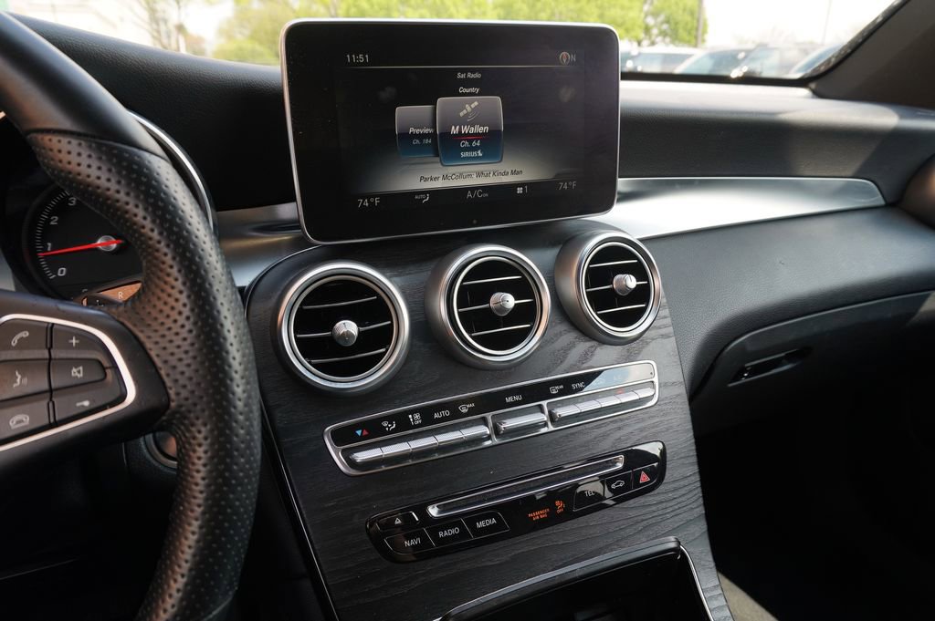 Used 2018 Mercedes-Benz GLC 300 4MATIC image 18