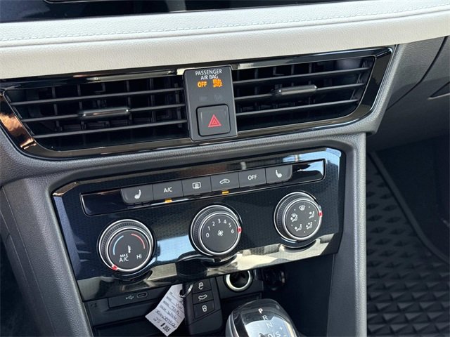 New 2025 Volkswagen Taos S image 21