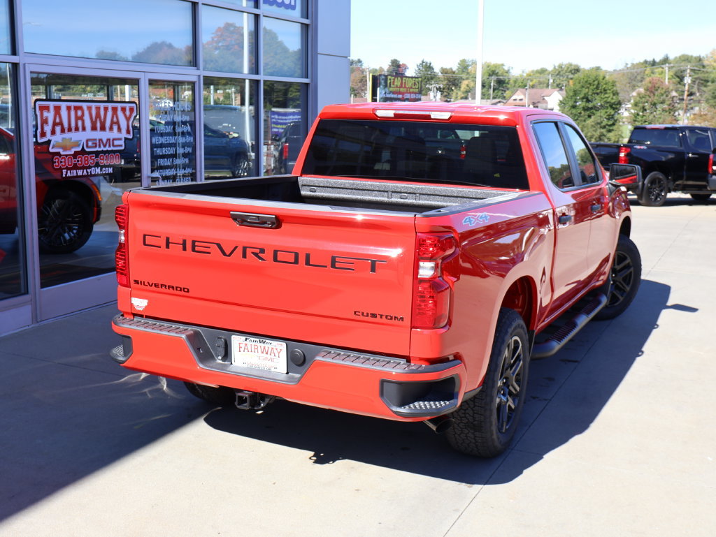 New 2026 Chevrolet Silverado 1500 Custom w/ Turbomax Blackout Package AWD/4WD image 44