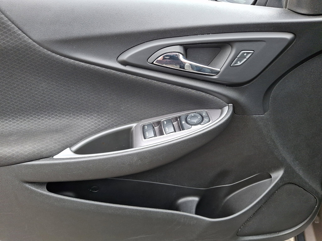 Used 2023 Chevrolet Malibu LT image 23