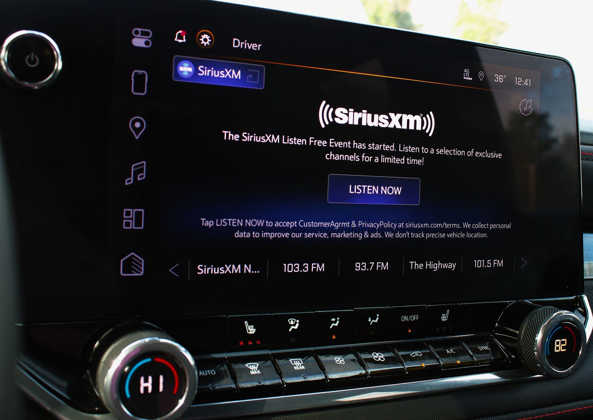 Used 2024 Chevrolet Colorado Z71 w/ Z71 Convenience Package 2 image 30