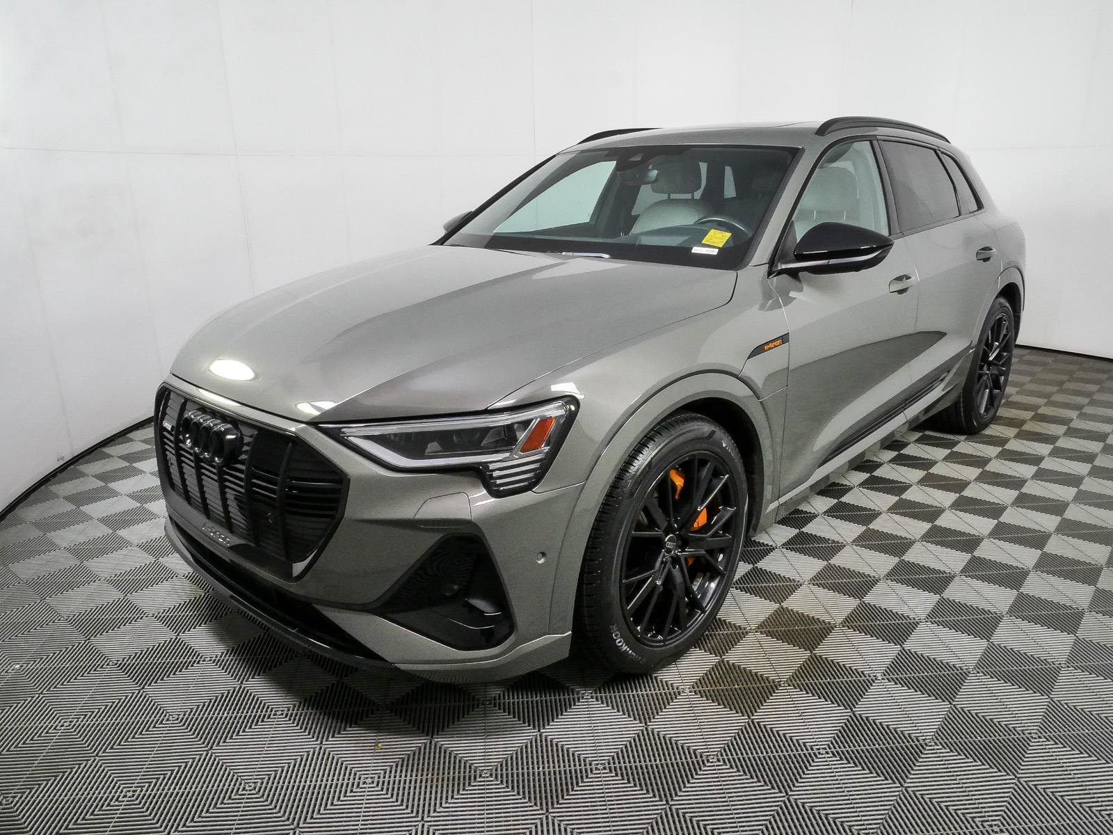 Used 2023 Audi e-tron Chronos w/ Chronos Package AWD/4WD image 27