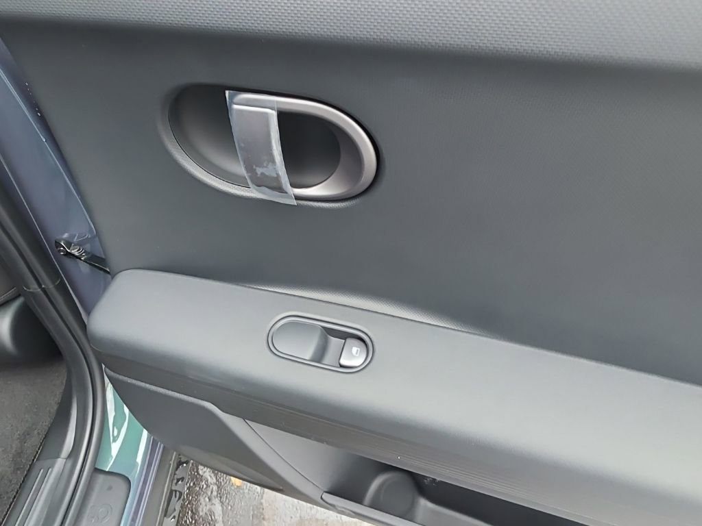 Used 2025 Hyundai Ioniq 5 SE image 43