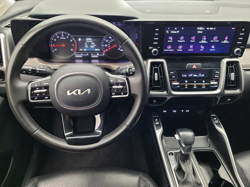 Used 2022 Kia Sorento EX image 22