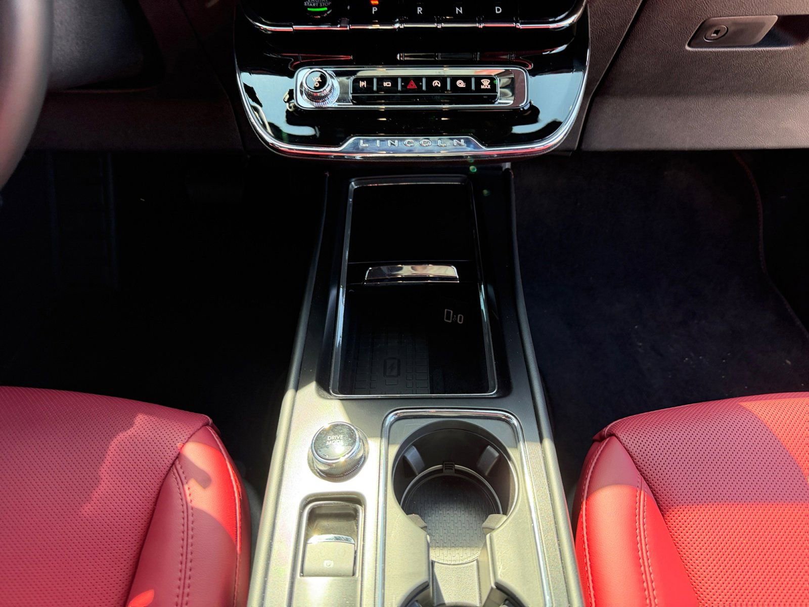 New 2026 Lincoln Corsair Reserve w/ Jet Appearance Package image 11