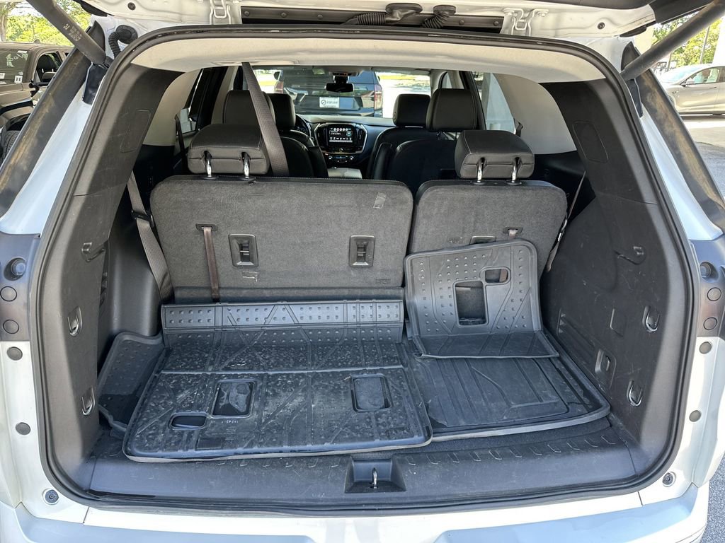 Used 2019 Chevrolet Traverse Premier w/ LPO, Floor Liner Package AWD/4WD image 31